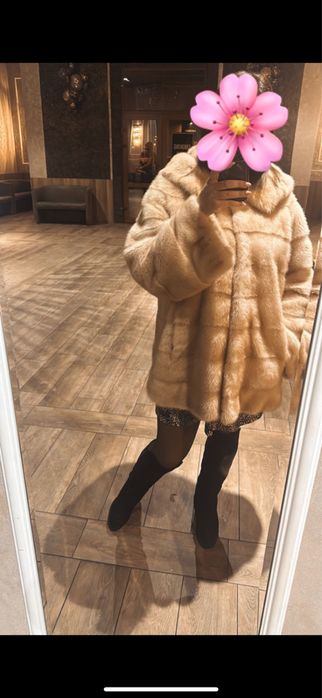 Продам норковую шубу