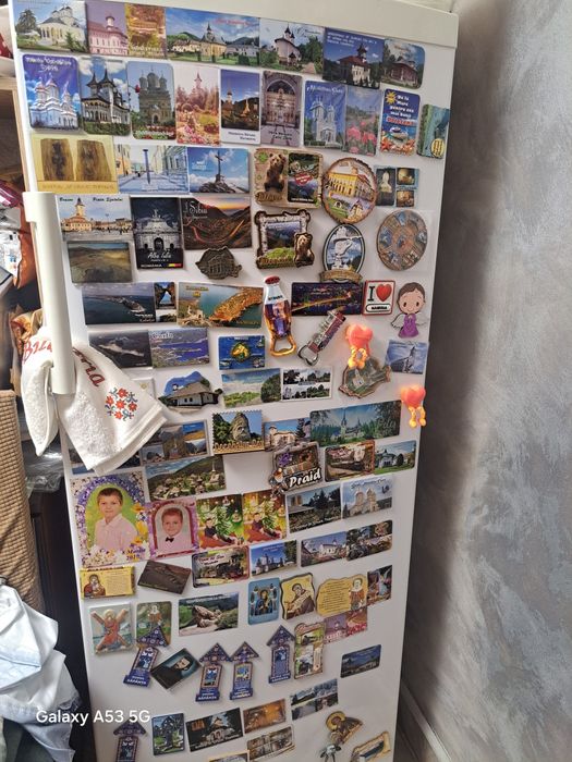 Vând congelator în perfecta stare de funcționare!