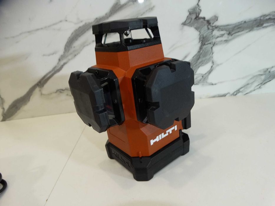 Black November Hilti PM 50 - 22 / Nuron - Мултилинеен лазерен нивелир
