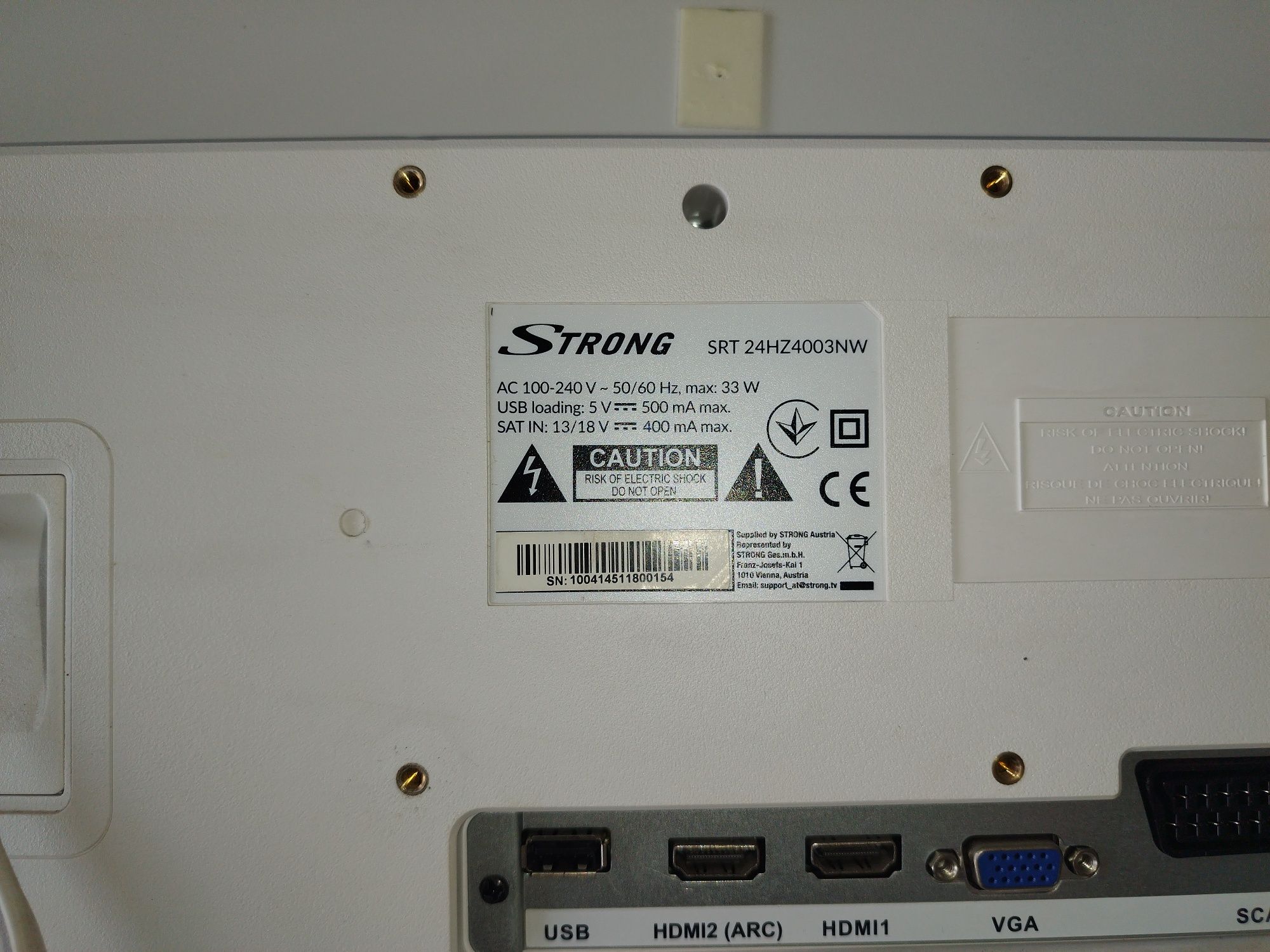24" Телевизор STRONG 24HZ4003NW
