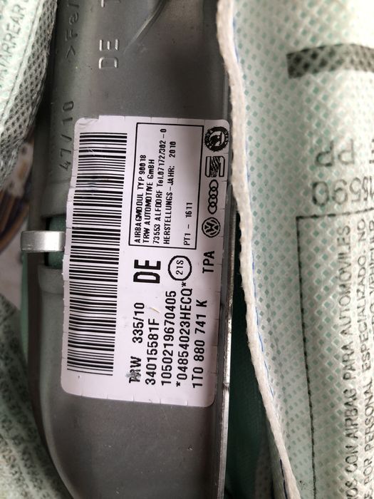 airbag cortina stanga volkswagen touran 2012