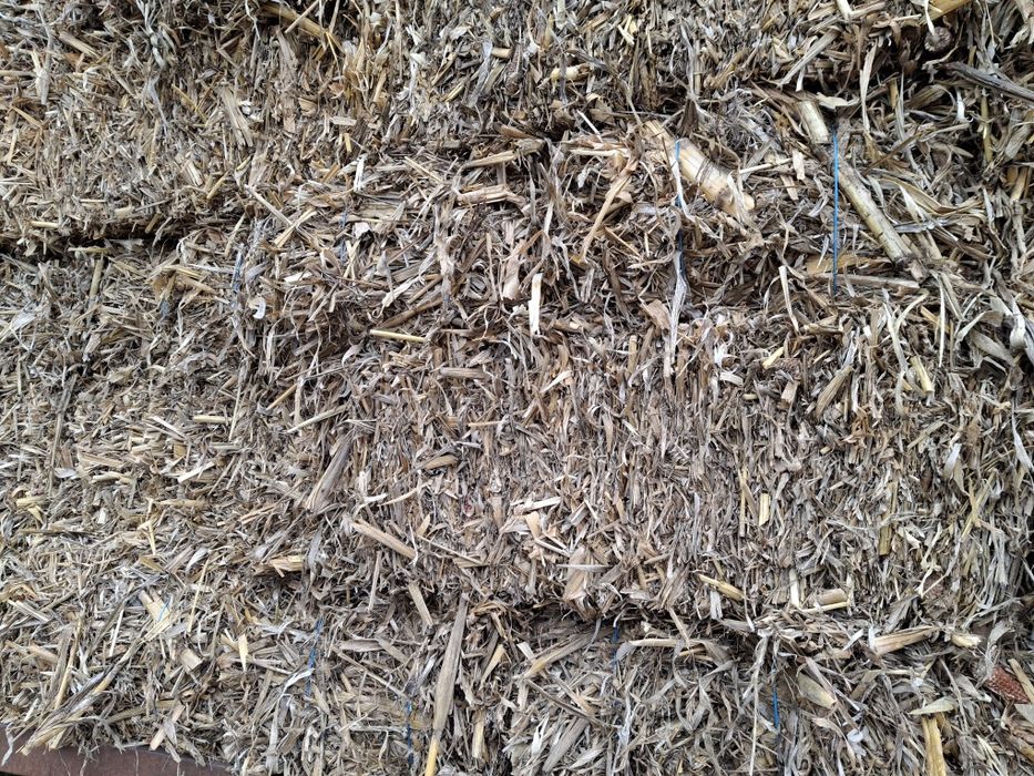 Baloti de tulei tocatura resturi vegetale