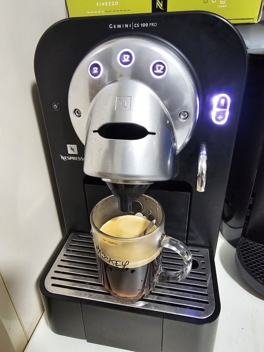 Espressor Nespresso Gemini CS100 PRO profesional, ca nou