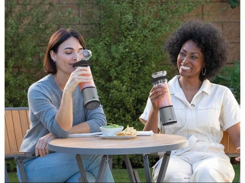 Преносим Мини Блендер Ninja Blast BC151EUBK – Компактен и Мощен