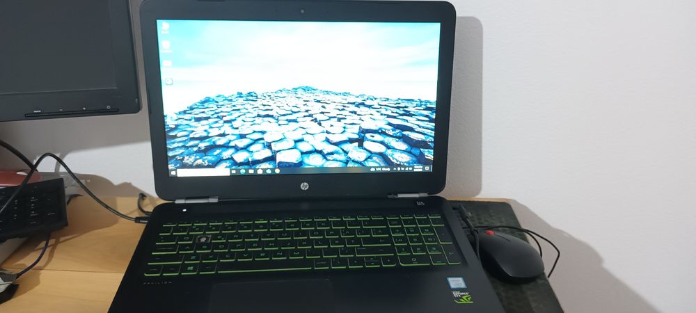 Oferta laptop gaming i7