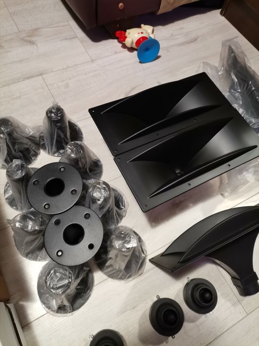 Vând difuzoare /diverse