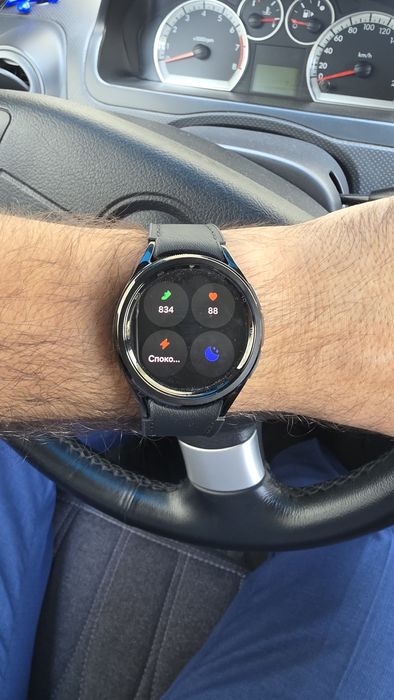 Срочно продаётся Часы наручные ОРИГИНАЛ Самсунг Galaxy watch 6 Classic