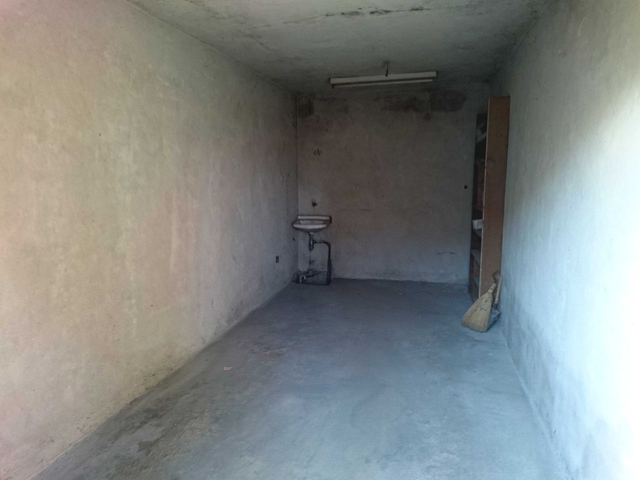 Дава се под наем Гараж / Паркомясто в Габрово, Трендафил 2 - 24 кв.м за 51 € - Снимка #1