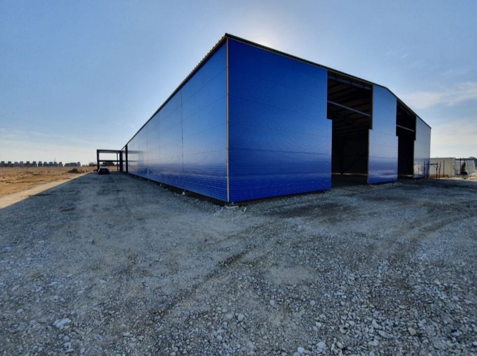 Vand hala metalica structura