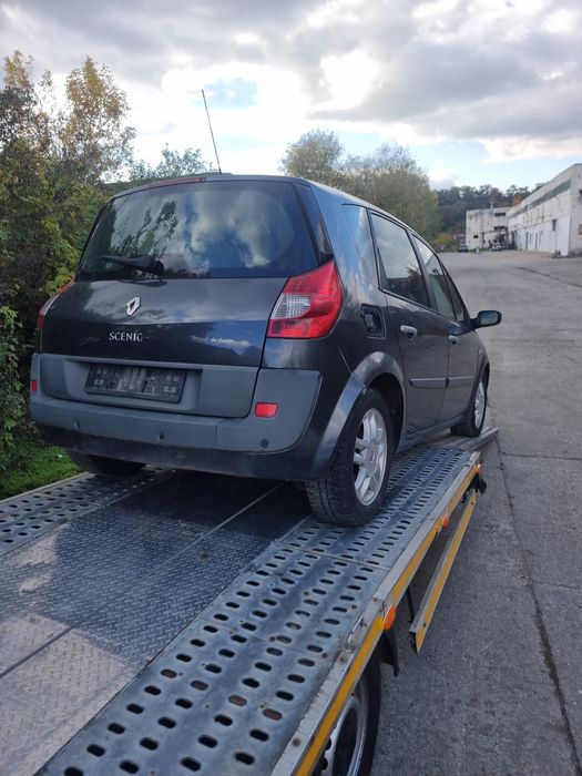 Dezmembram Renault Scenic 1,9 an 2008