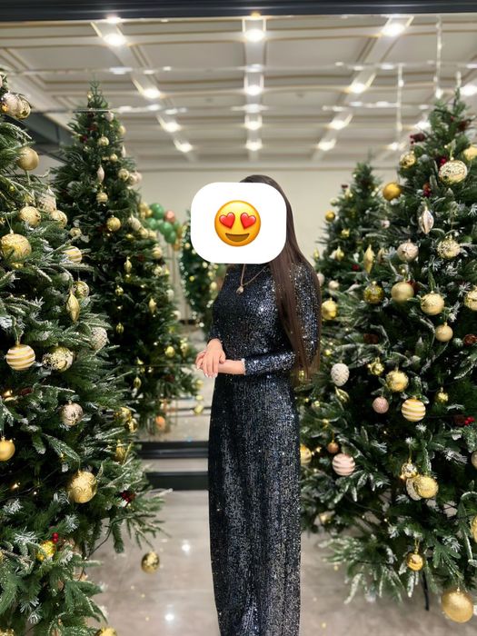 Продам 2 платье