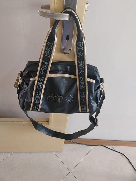 Спорно Елегантна чанта