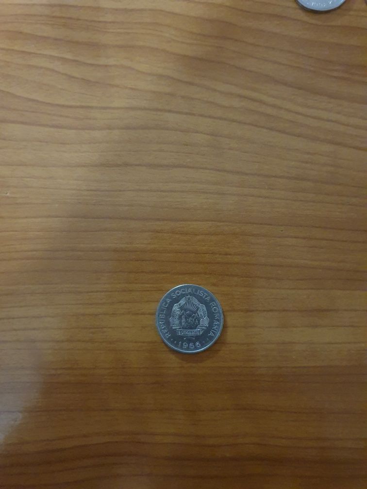 O moneda de un 1 leu din anul 1966