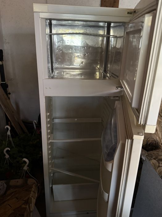 Vand frigider Whrilpool folosit