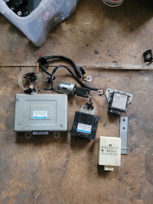 Kit pornire Mitsubishi L200 1997-2003