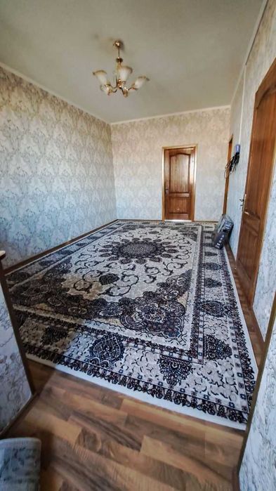 Шахристанская, 2/3/4 Срочно Продаётся квартира не торец