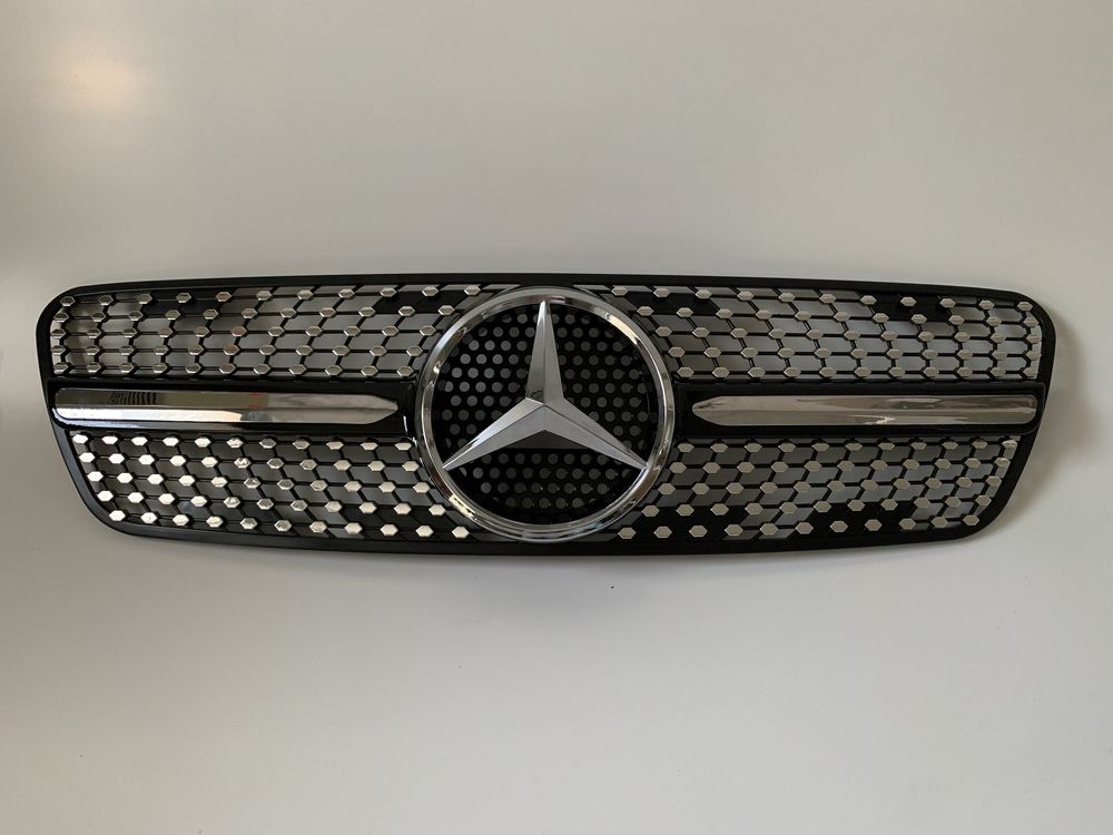 Решетка за Mercedes ML W163 Diamond/GT 97-04