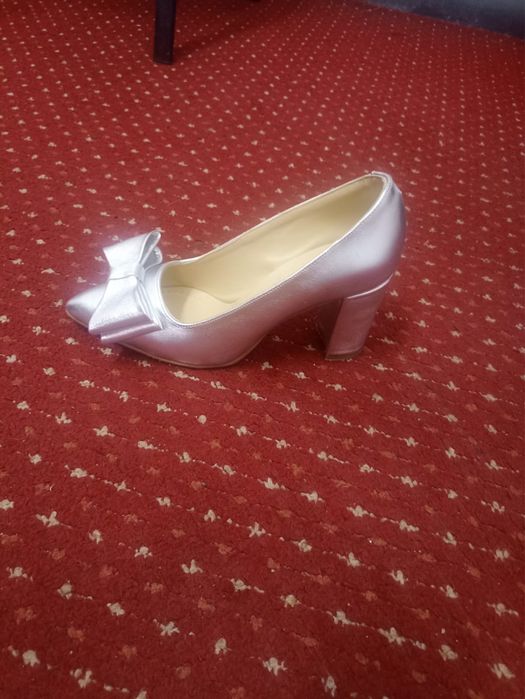 Pantofi piele naturala argintiu