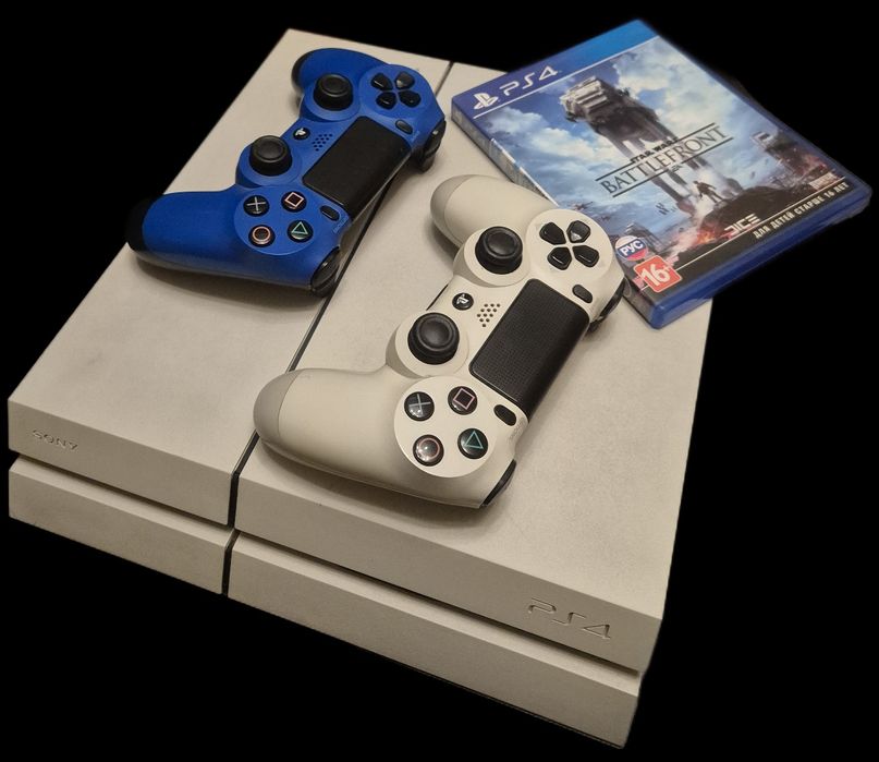 PS4 Два джостика и 10 игр