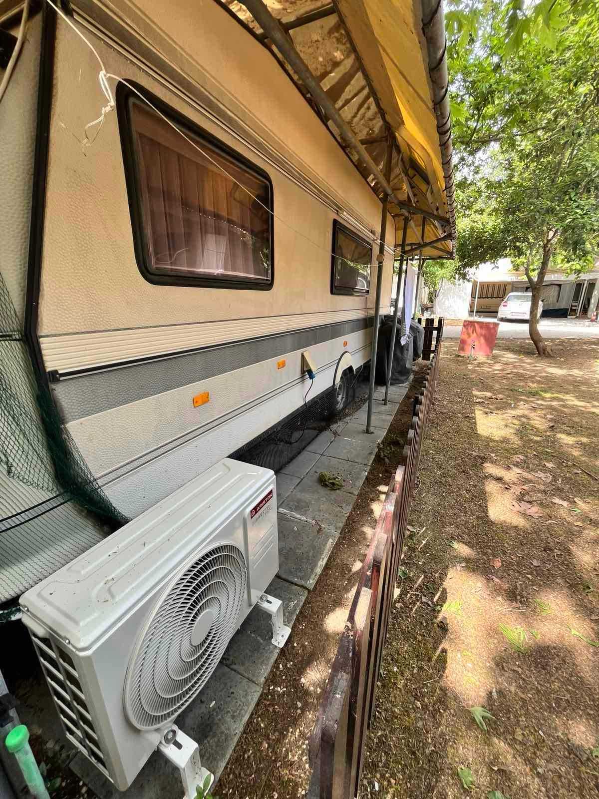 Напълно оборудвана каравана в къмпинг Sun Paradiso, Неа Ираклица!