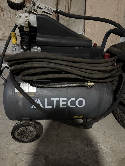 Продам компрессор воздушный