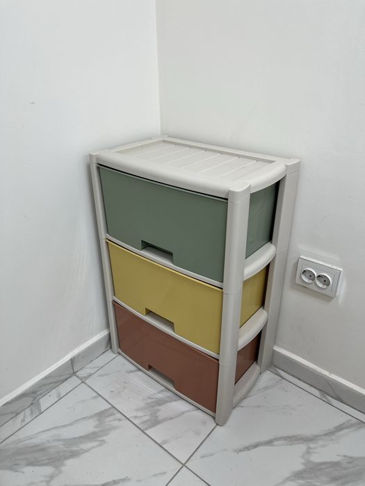 Шкаф детский продам срочно торг есть