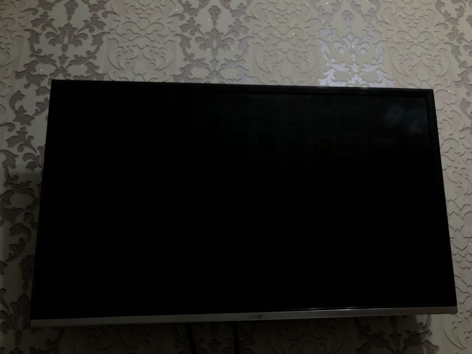 Artel 32 talik smart emas