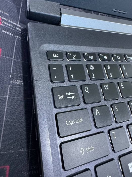 Acer Aspire 7 gaming laptop xohlaganlar bormi yanam arzonga