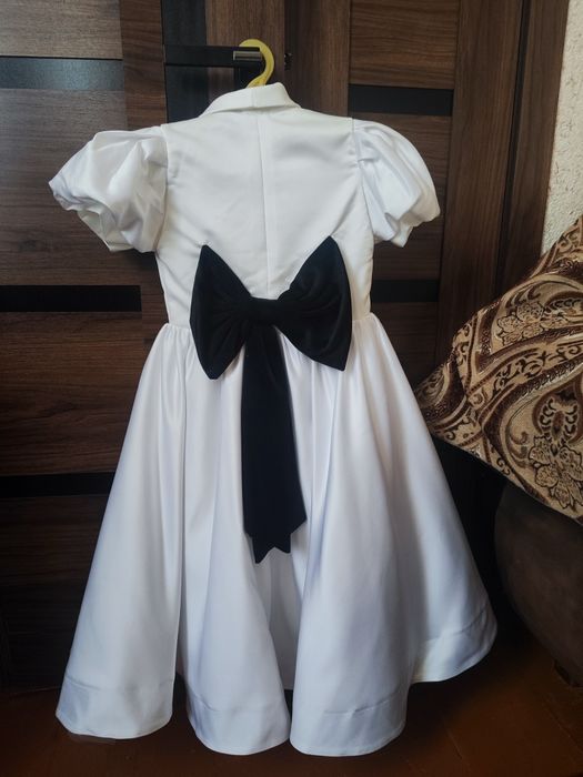 Продам детское платье