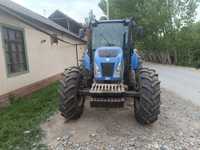 Traktor Holland td5