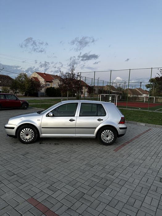 Volkswagen Golf 4