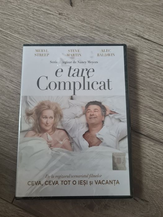 Film CD/DVD nou, in tipla "E tare complicat" Alec Baldwin, Merlyn Stre