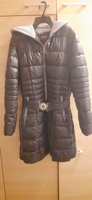 Geaca lunga, de iarna, pentru femei