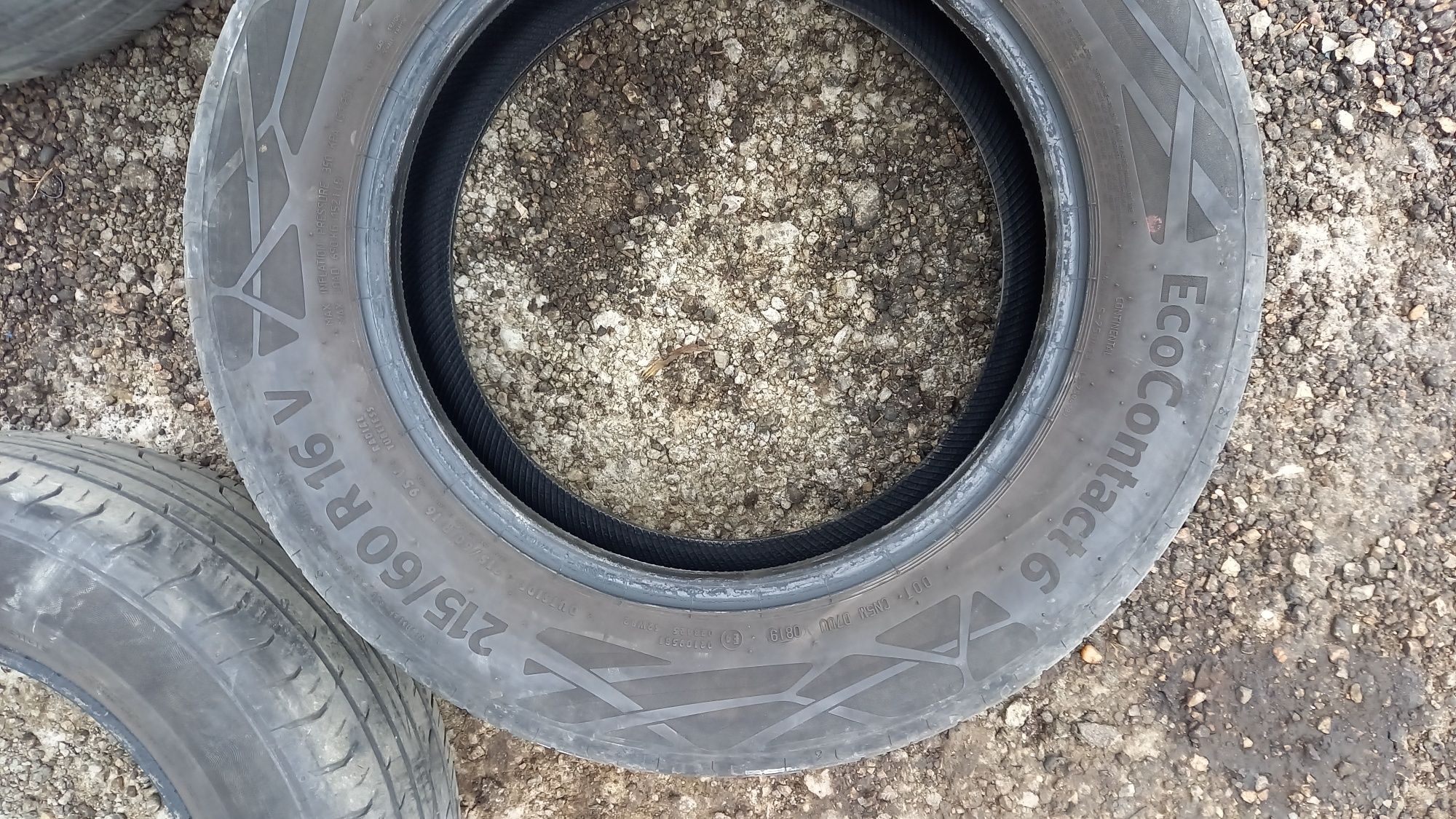 Летни гуми Continental 215/60R16