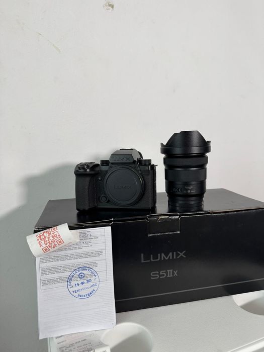 Panasonic Lumix S5 IIX + обектив Panasonic S 20-60mm в Гаранция