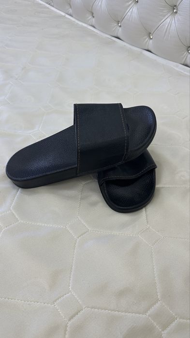 Тапочки, мужские, кожаные.