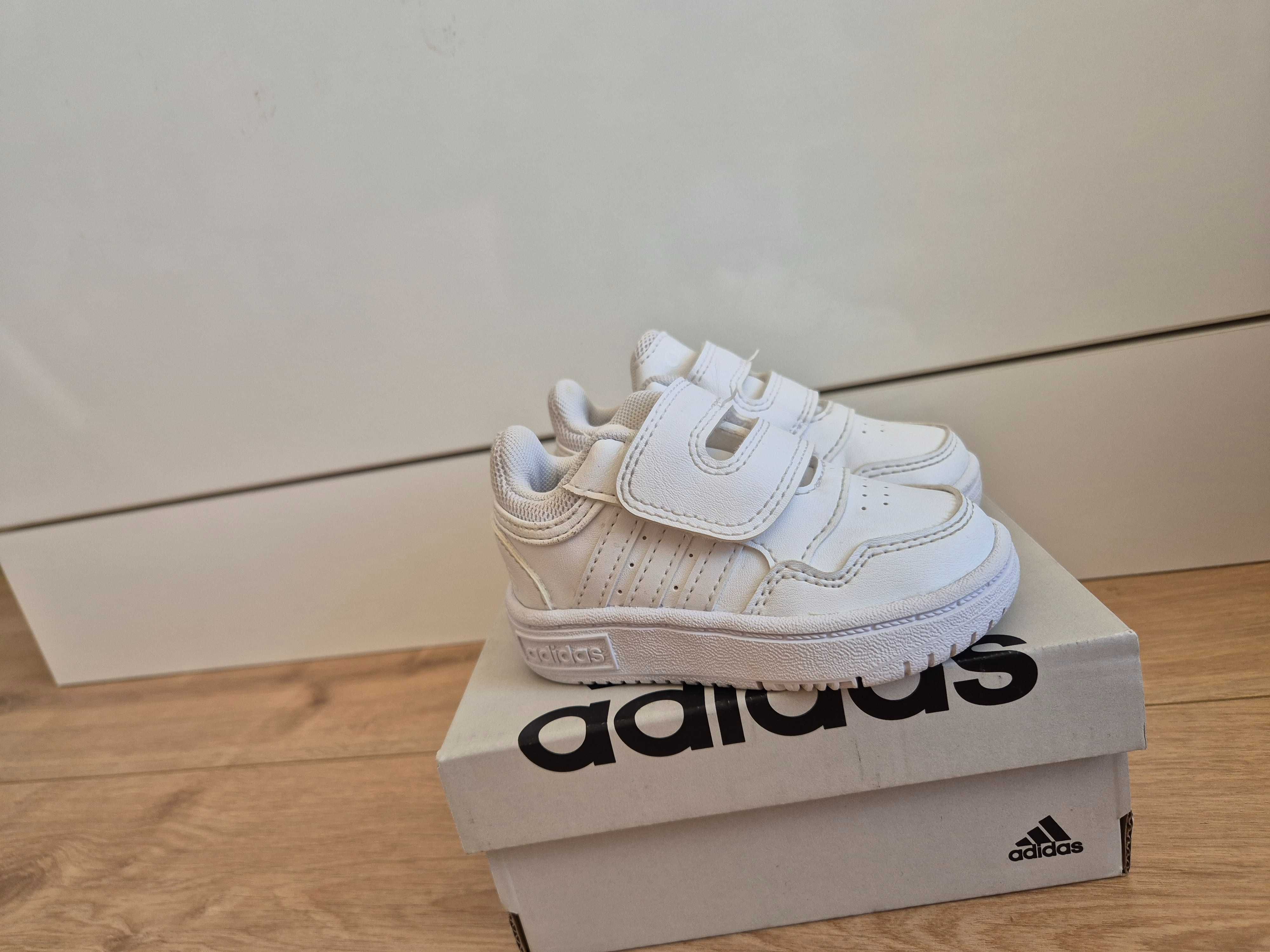 Бебешки маратонки Adidas