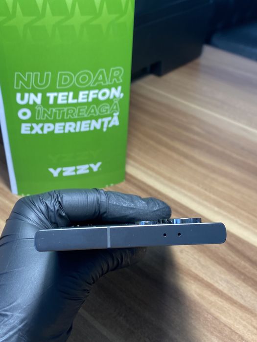 Samsung Galaxy S24 Ultra / Garanție 24 luni / 512 Gb / Ca nou |