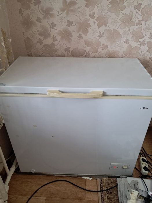Продам морозильную камеру ! Срочно