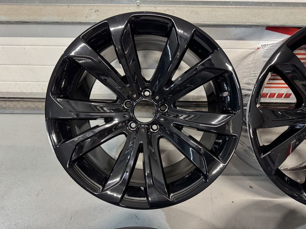 Jante Originale BMW R20 Black Edition X5 F15 X6 F16 in doua latimi