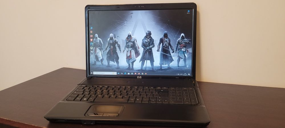Laptop HP Compaq 6830s
