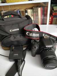 Продам фотокамеру canon eos rebel t3i.