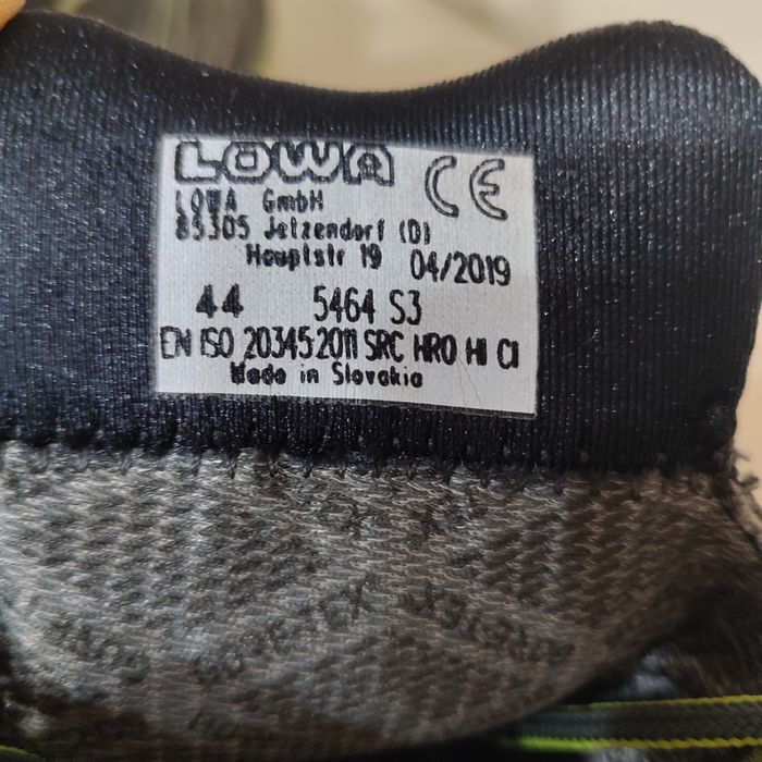 Ghete Nr 44 Lowa Goretex bocanci bombeu metalic