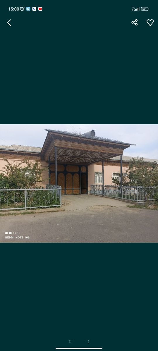 Hovli qulayliklarga ega.