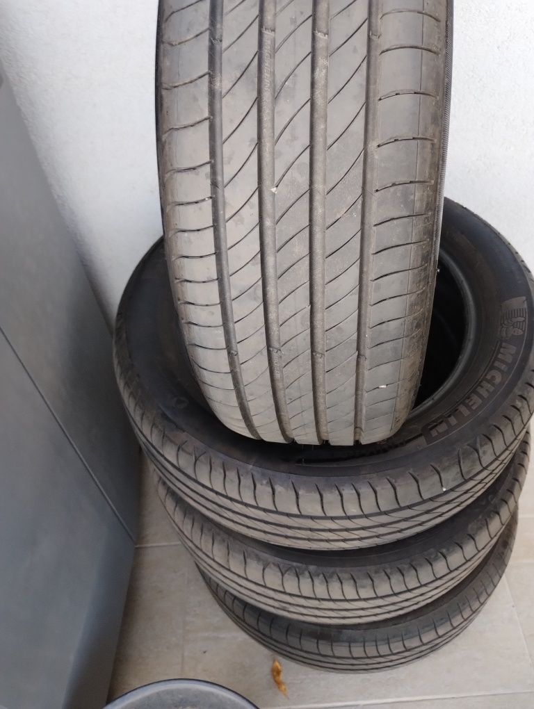 SET 4 ANVELOPE DE VARĂ MICHELIN DOT 2023, 195/55 R16 
Primacy 4 S3