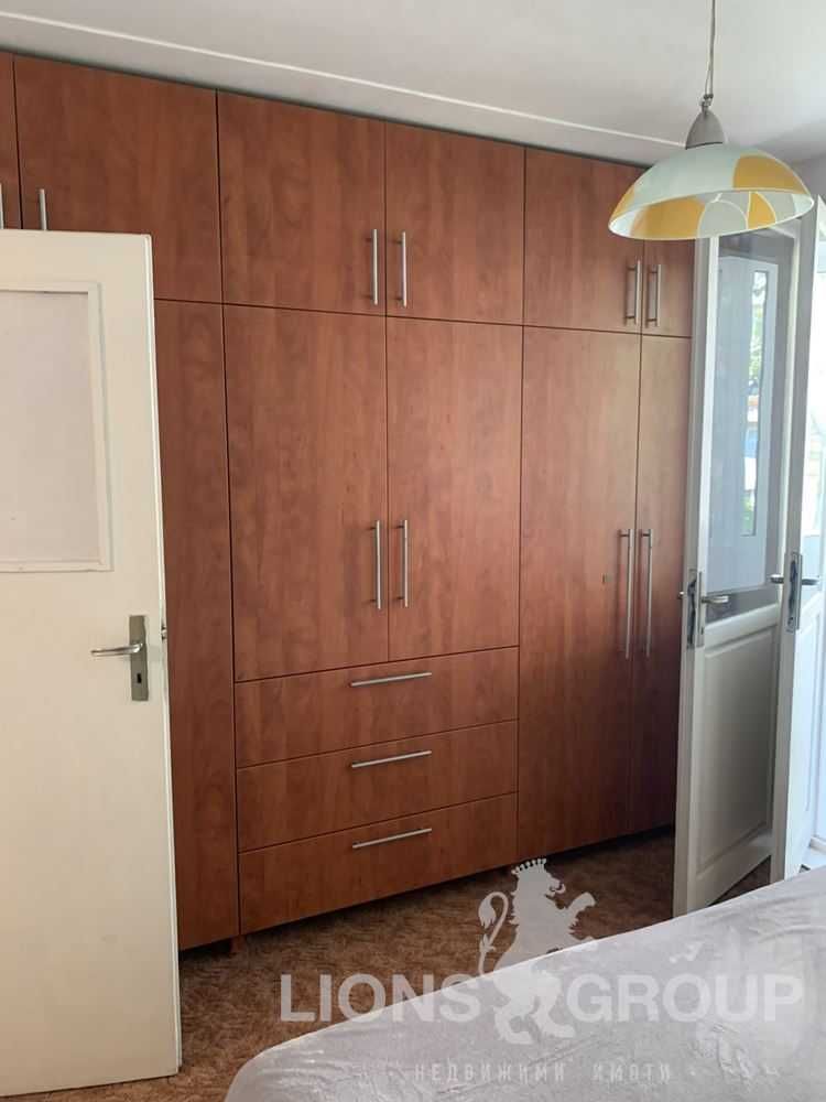 Дава се под наем Тристаен апартамент в Варна, Базар Левски - 78 кв.м за 500 € - Снимка #9