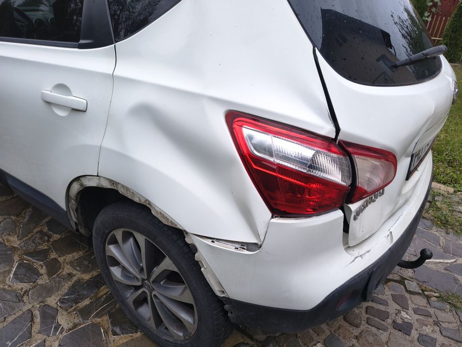 Nissan Qashqai avariat spate preț fixxxx