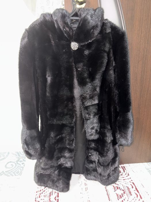 Продам норковую шубу