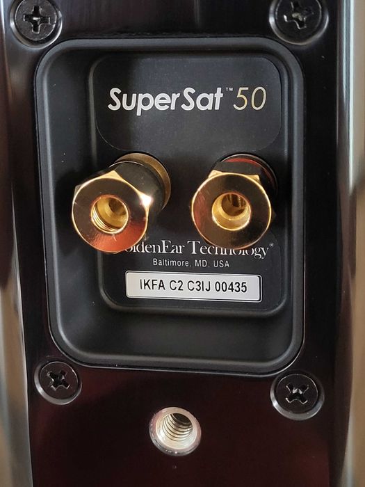 Boxe de perete,Sateliti si Surround sau Baza,Goldenear SuperSat3 si 50