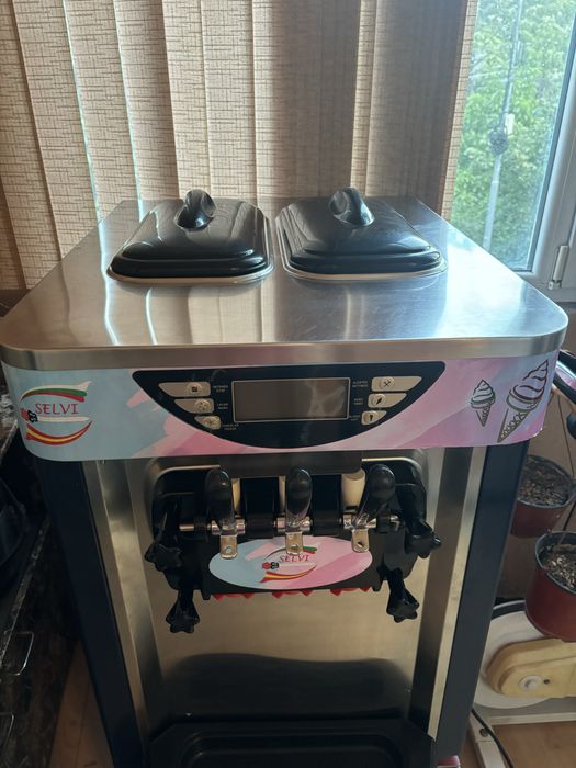 Монофазна машина за сладолед